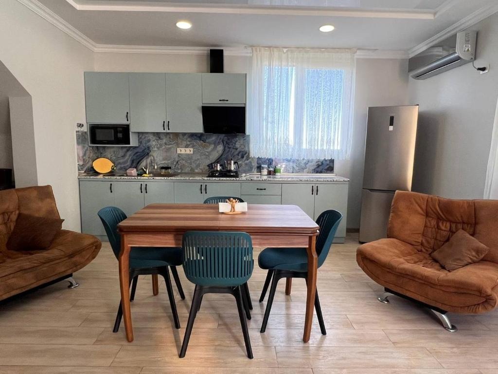 هتل جی تی باتومی